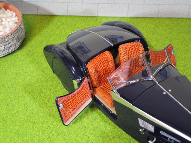 Bugatti 57SC Corsica Roadster