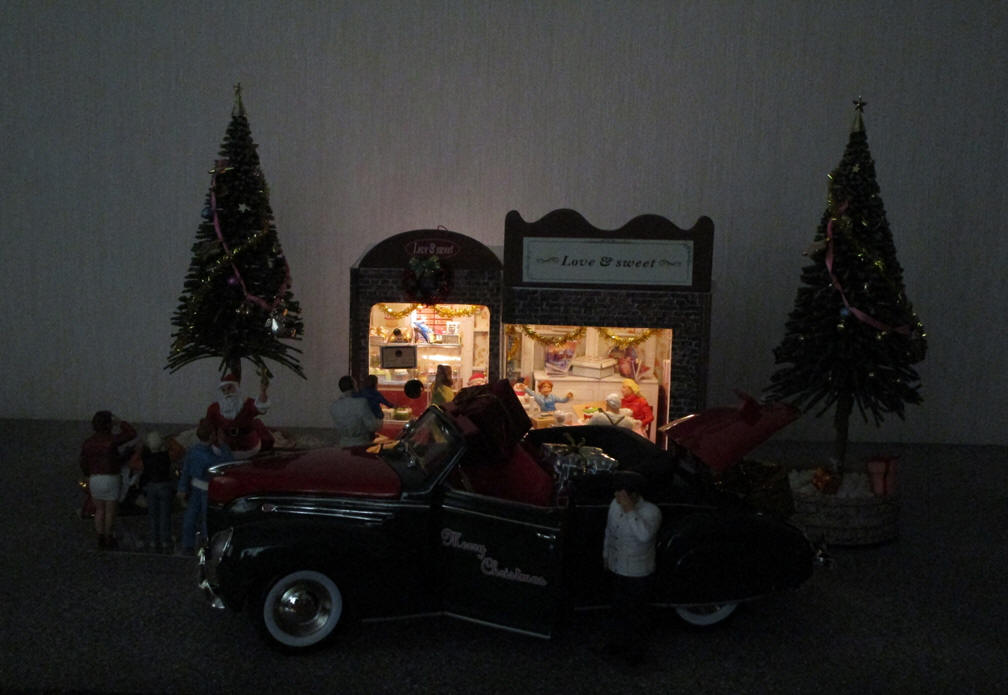 Christmas at a pastry shop