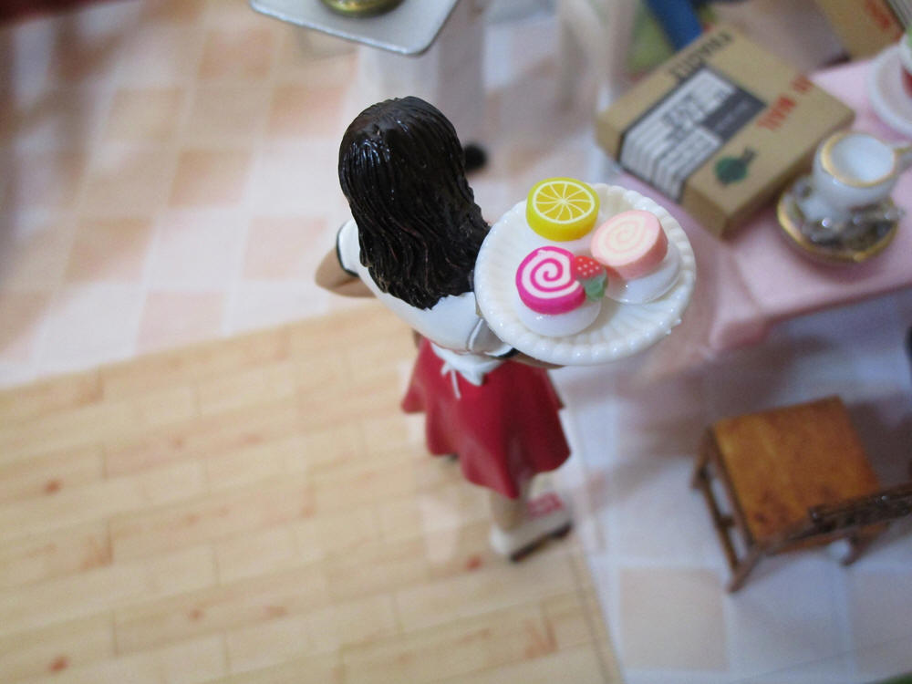 Waitress brought sweets